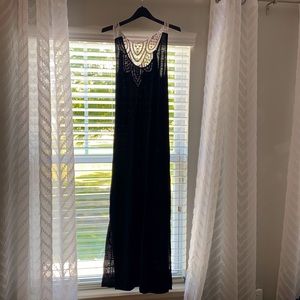Black maxi dress